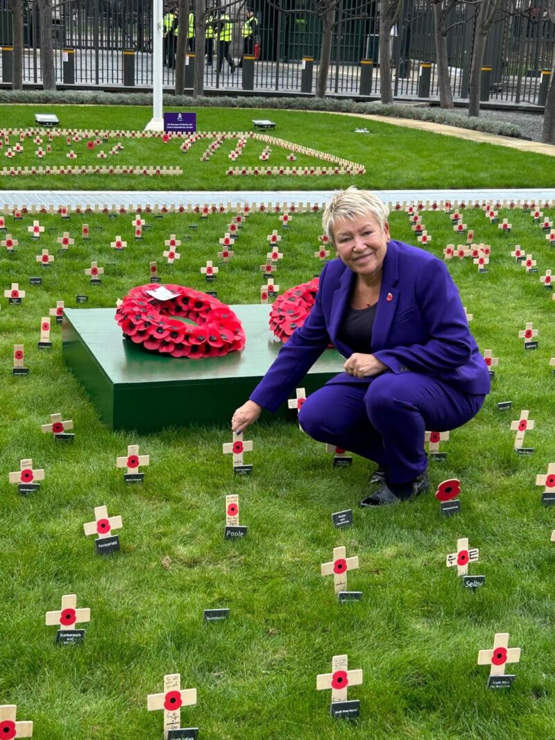 Rachel Taylor MP planting a remembrance stake